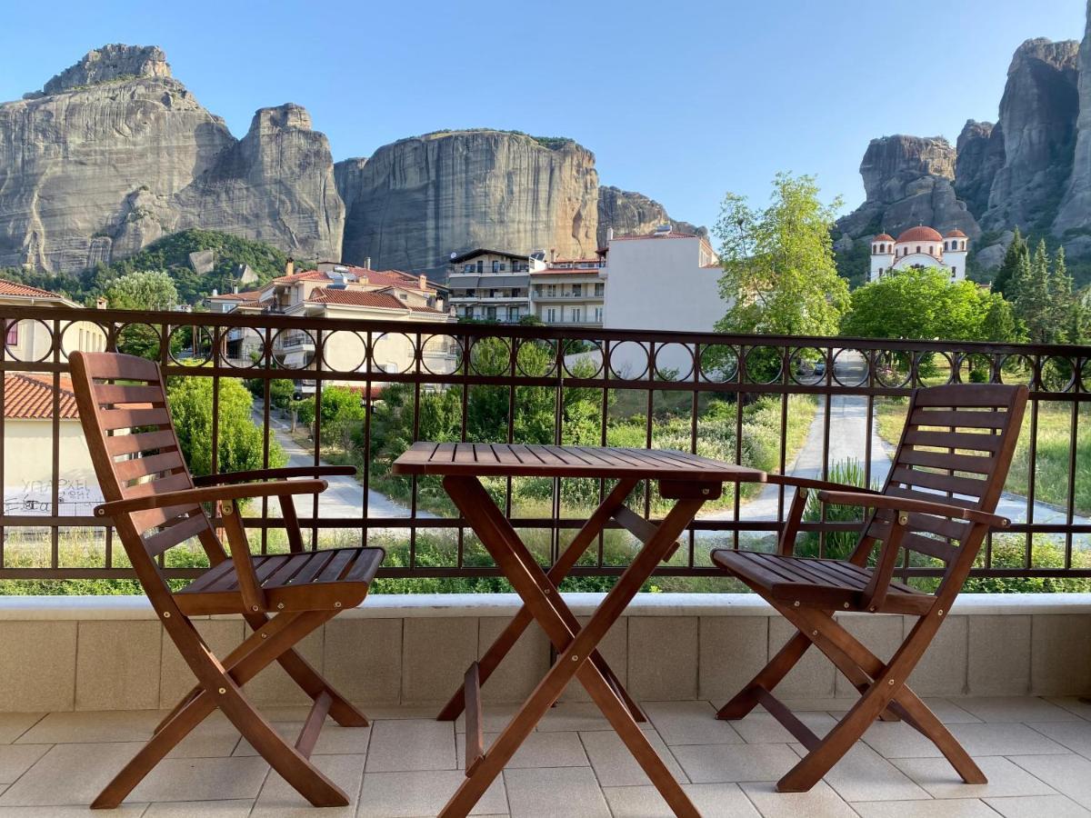 קאלאבאקה Saint Stephen'S Apartments At Meteora מראה חיצוני תמונה