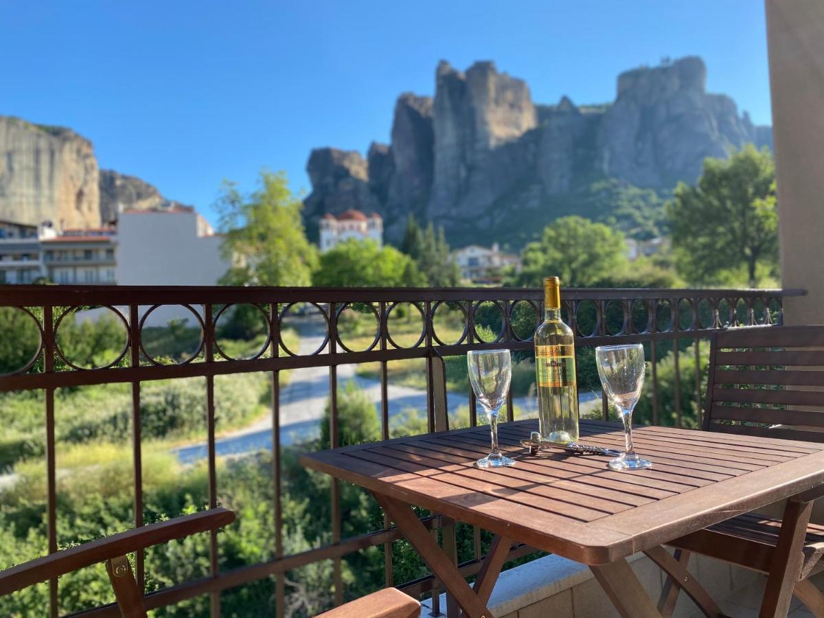 קאלאבאקה Saint Stephen'S Apartments At Meteora מראה חיצוני תמונה