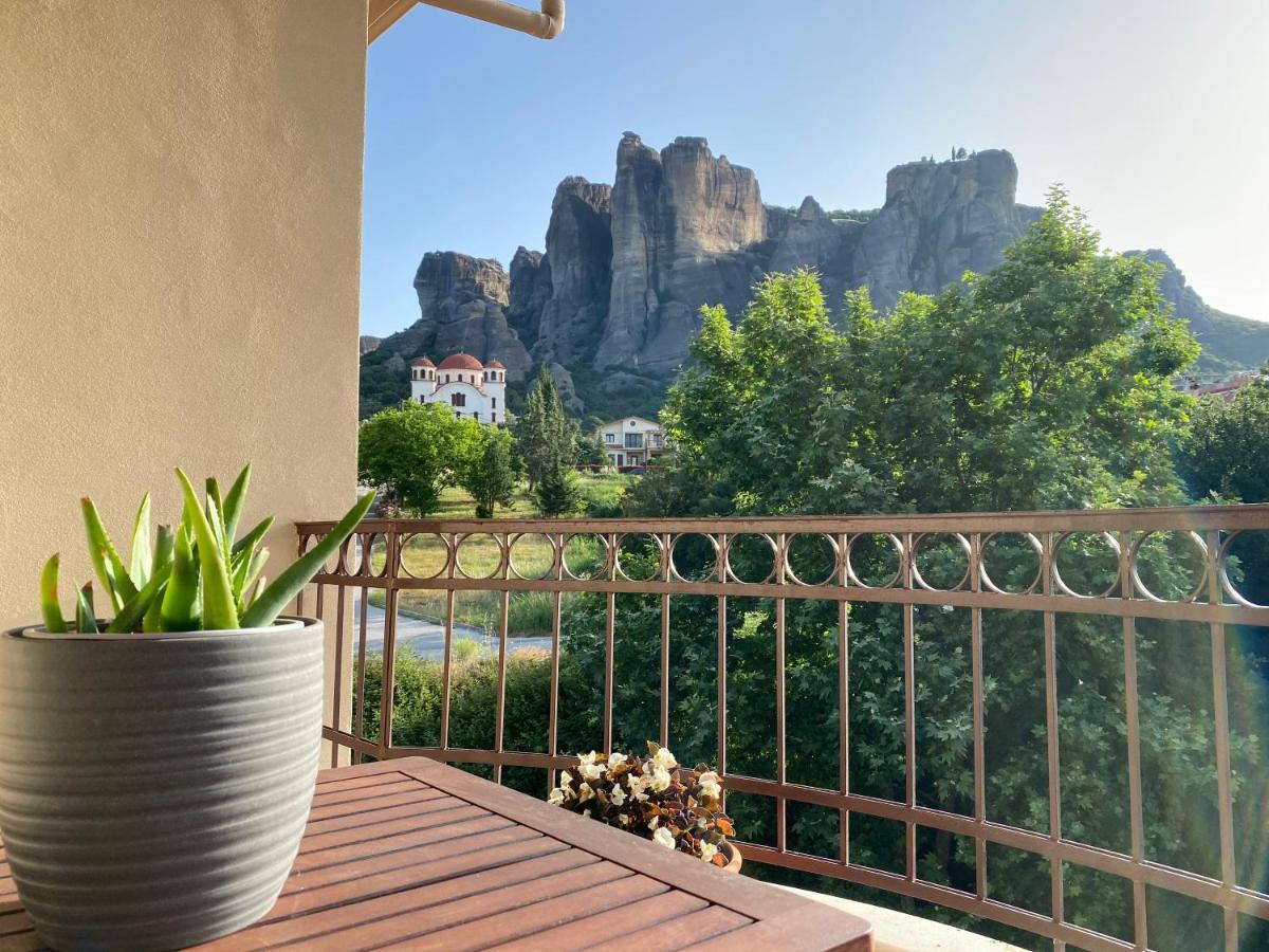 קאלאבאקה Saint Stephen'S Apartments At Meteora מראה חיצוני תמונה